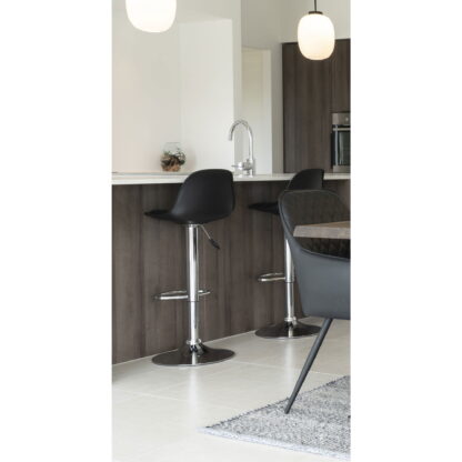Trondheim Bar Chair – Barstuhl, PU-Leder, schwarz, Chrombeine – Bild 5